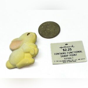 Hallmark Vintage Bunny Pin 1982